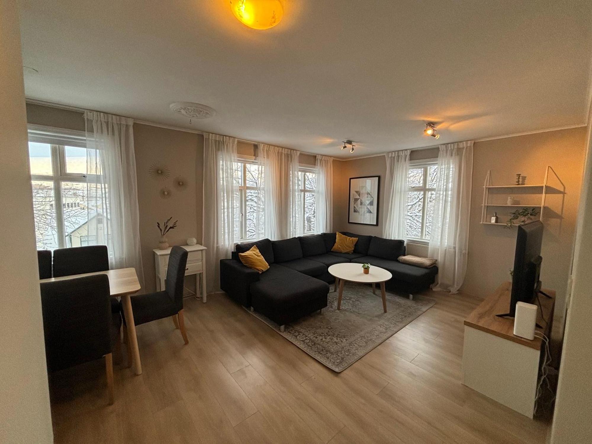 In The Heart Of Akureyriアパートメント エクステリア 写真